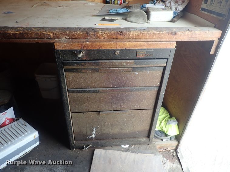 image for item DC3261 2009 Continental foam spray trailer