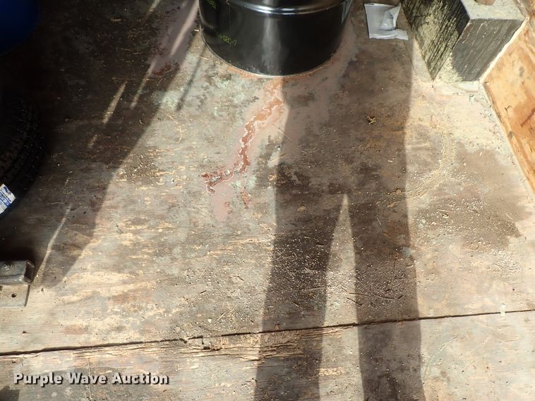 image for item DC3261 2009 Continental foam spray trailer