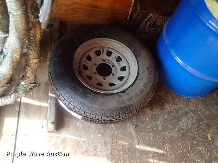 image for item DC3261 2009 Continental foam spray trailer