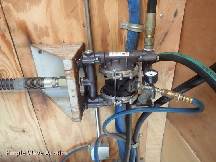 image for item DC3261 2009 Continental foam spray trailer