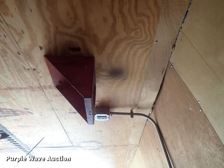 image for item DC3261 2009 Continental foam spray trailer