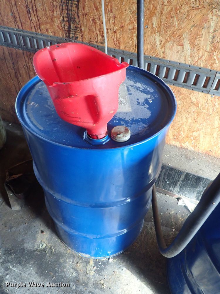 image for item DC3262 2008 Continental foam spray trailer