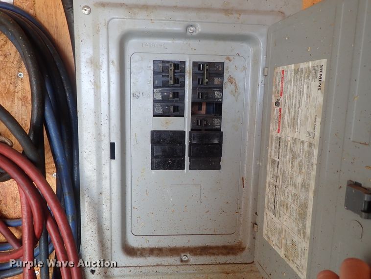 image for item DC3262 2008 Continental foam spray trailer