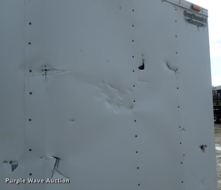 image for item DC3262 2008 Continental foam spray trailer