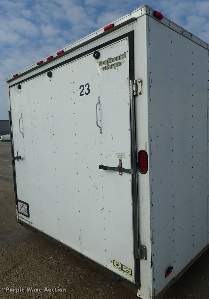 image for item DC3262 2008 Continental foam spray trailer