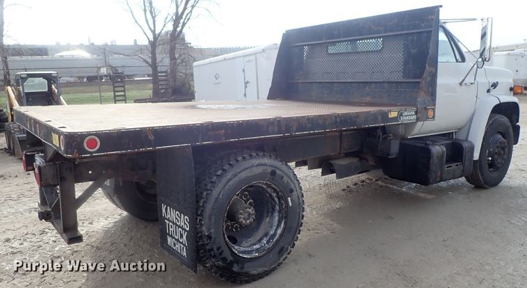 image for item DC3263 1988 GMC C6000 flatbed truck