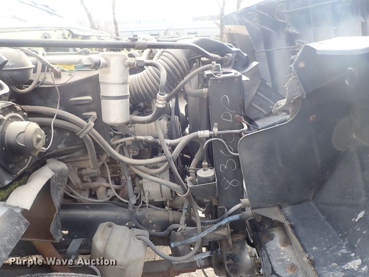 image for item DC3263 1988 GMC C6000 flatbed truck