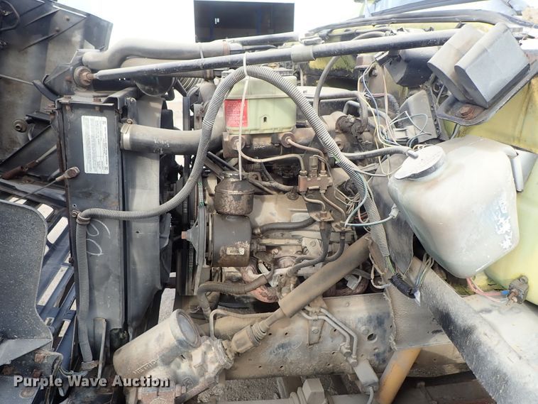 image for item DC3263 1988 GMC C6000 flatbed truck