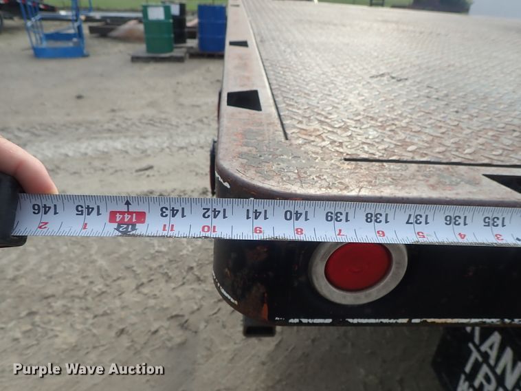 image for item DC3263 1988 GMC C6000 flatbed truck