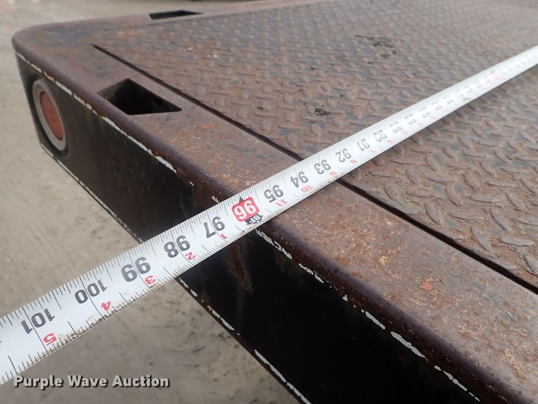 image for item DC3263 1988 GMC C6000 flatbed truck