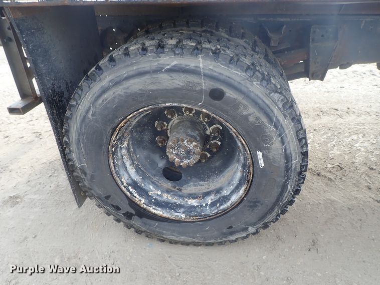 image for item DC3263 1988 GMC C6000 flatbed truck