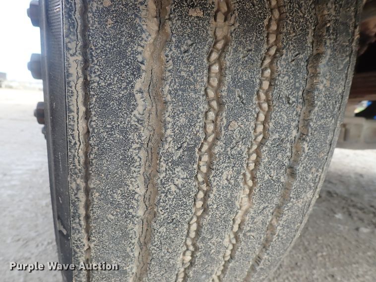 image for item DC3263 1988 GMC C6000 flatbed truck