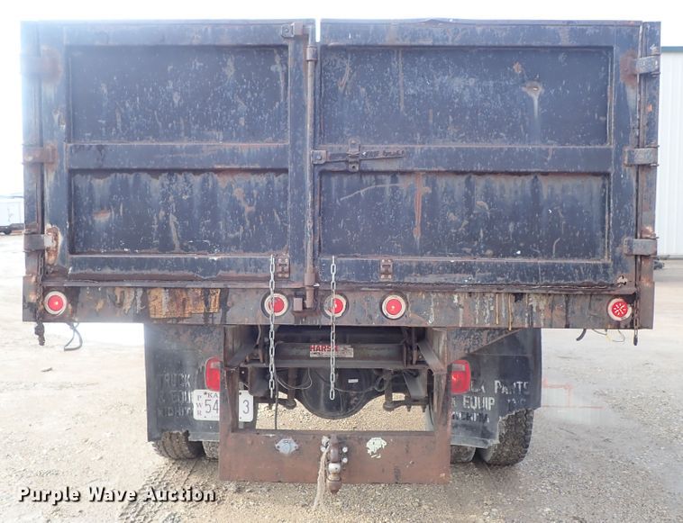 image for item DC3264 1998 GMC C6500 dump truck