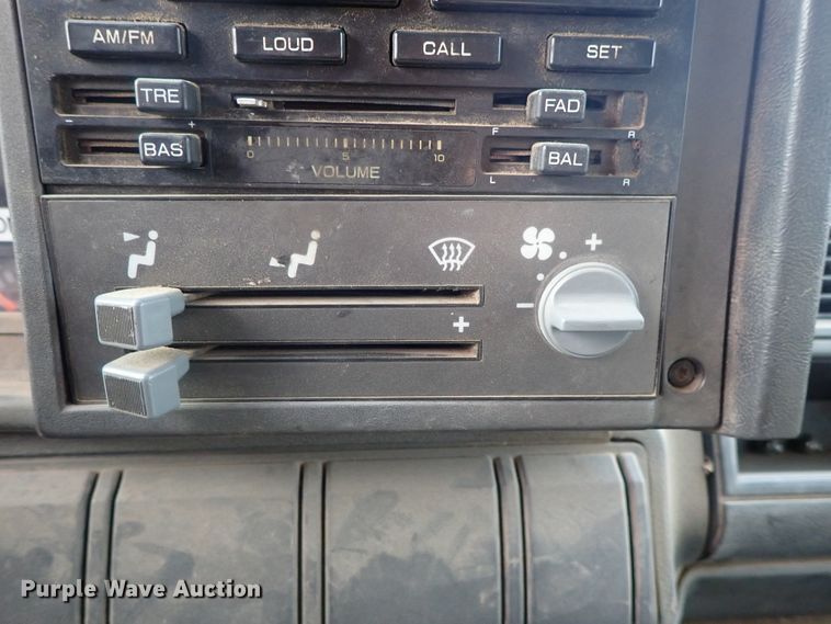 image for item DC3264 1998 GMC C6500 dump truck