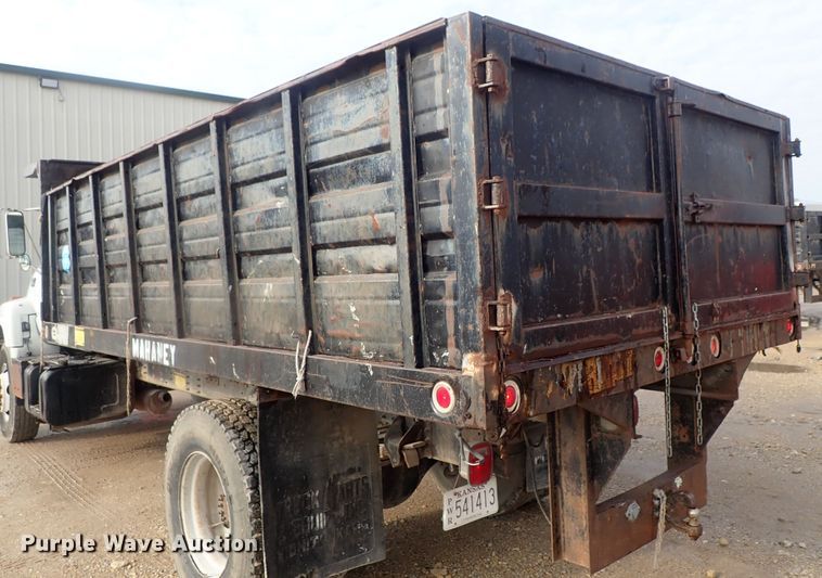 image for item DC3264 1998 GMC C6500 dump truck