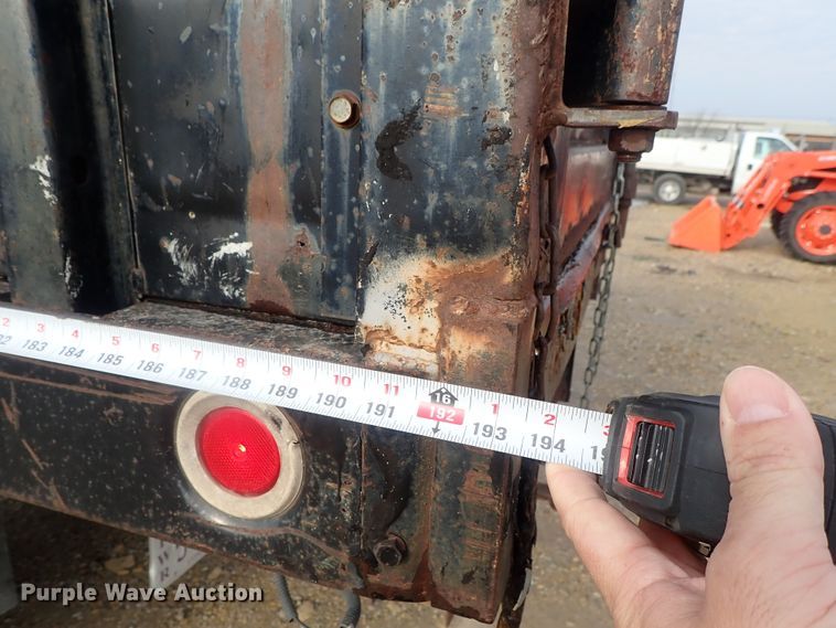 image for item DC3264 1998 GMC C6500 dump truck