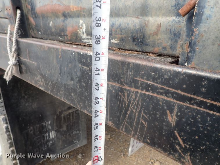 image for item DC3264 1998 GMC C6500 dump truck