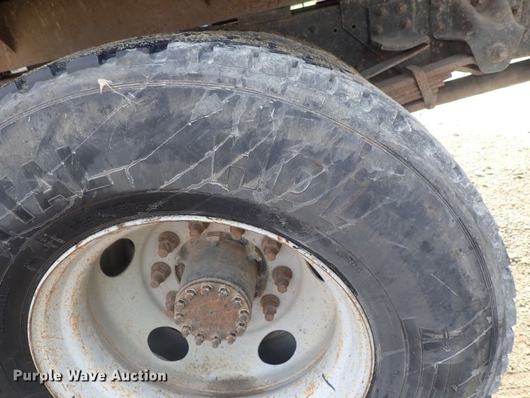 image for item DC3264 1998 GMC C6500 dump truck