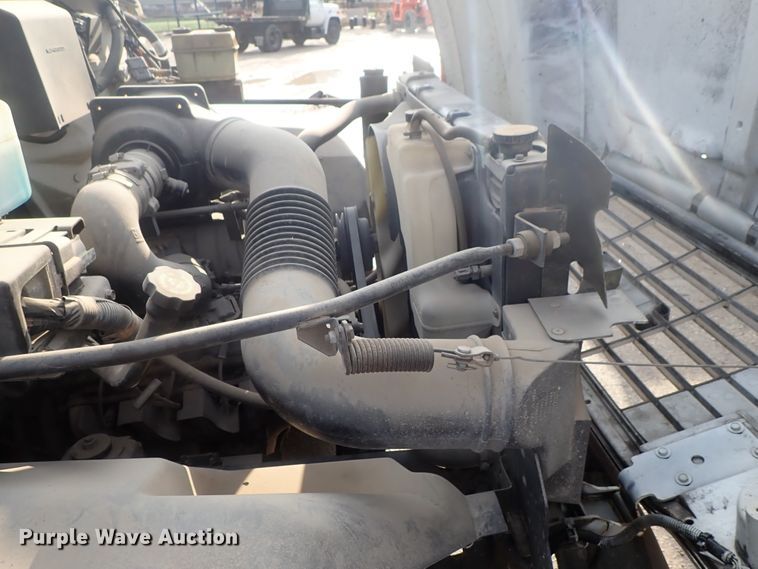 image for item DC3265 2000 GMC 7500 dump truck