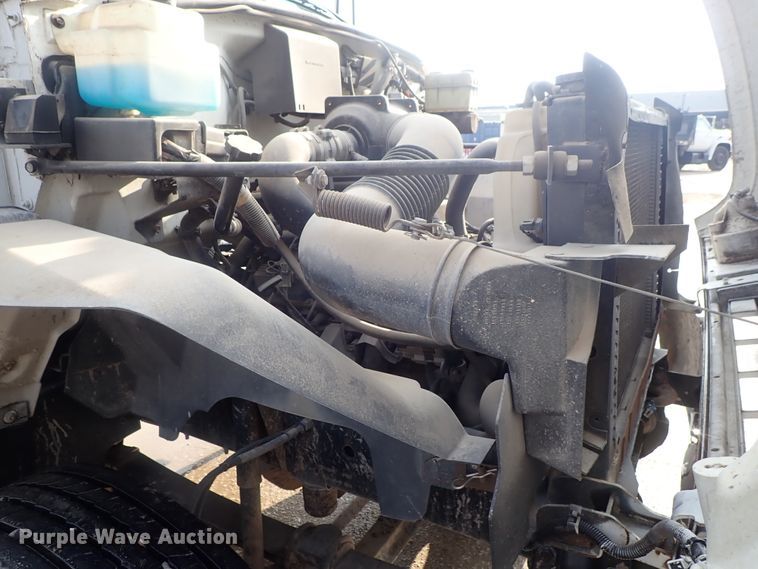 image for item DC3265 2000 GMC 7500 dump truck