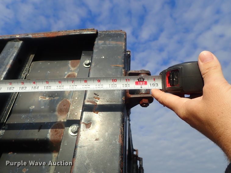 image for item DC3265 2000 GMC 7500 dump truck