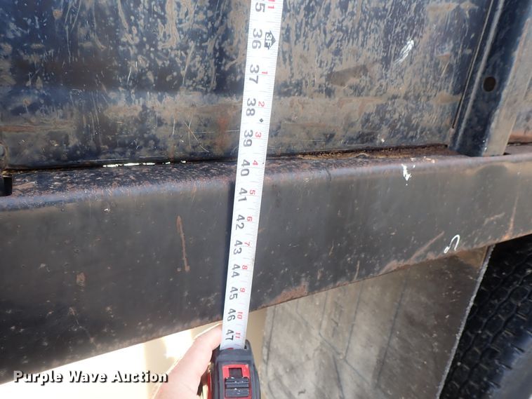 image for item DC3265 2000 GMC 7500 dump truck