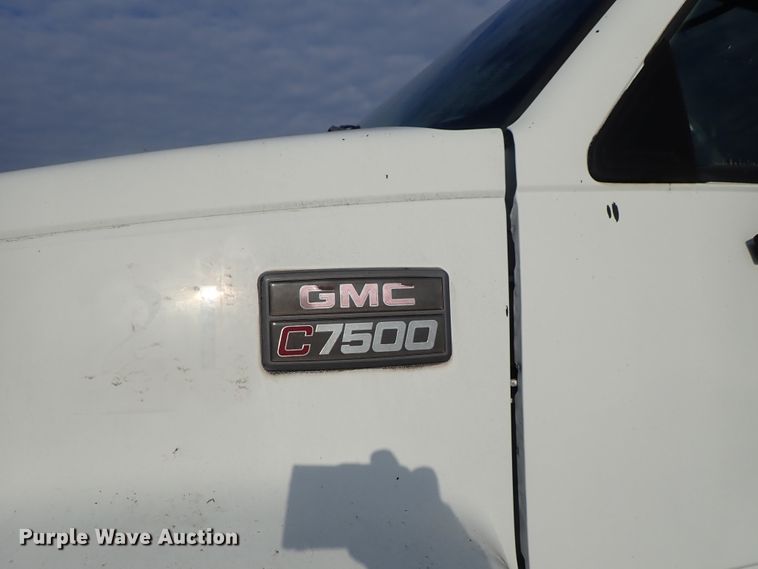 image for item DC3265 2000 GMC 7500 dump truck