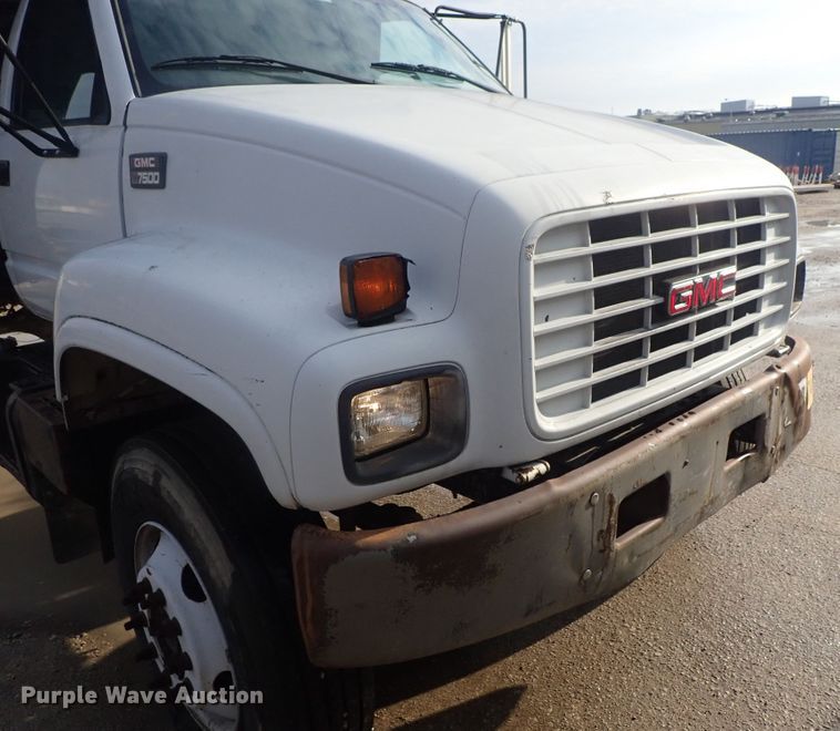 image for item DC3265 2000 GMC 7500 dump truck