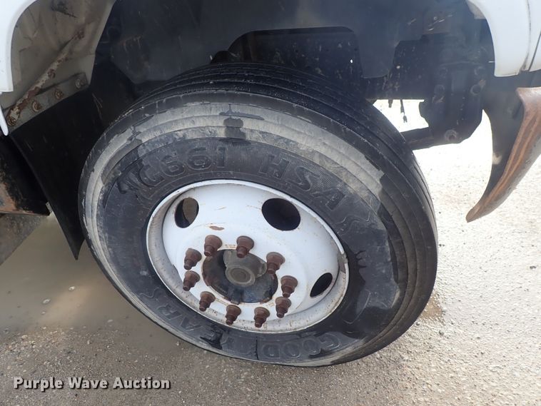 image for item DC3265 2000 GMC 7500 dump truck