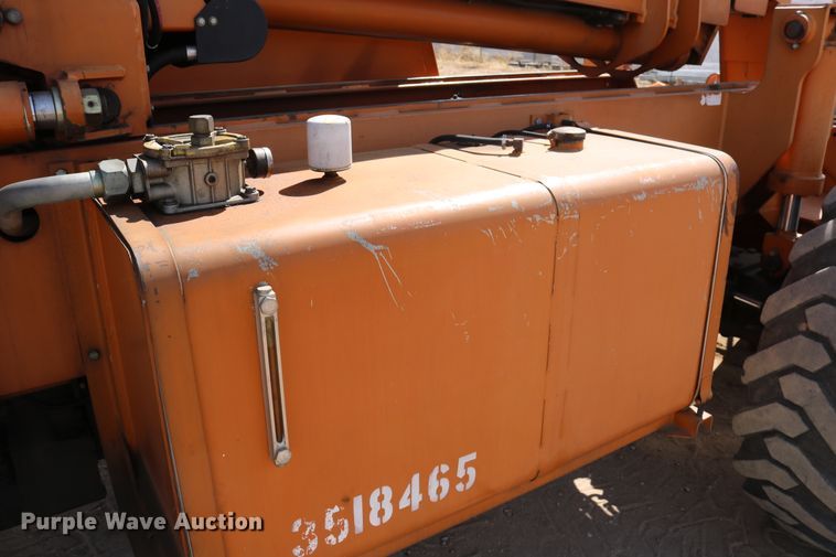 image for item DD6087 Lull 1044C-54  telehandler