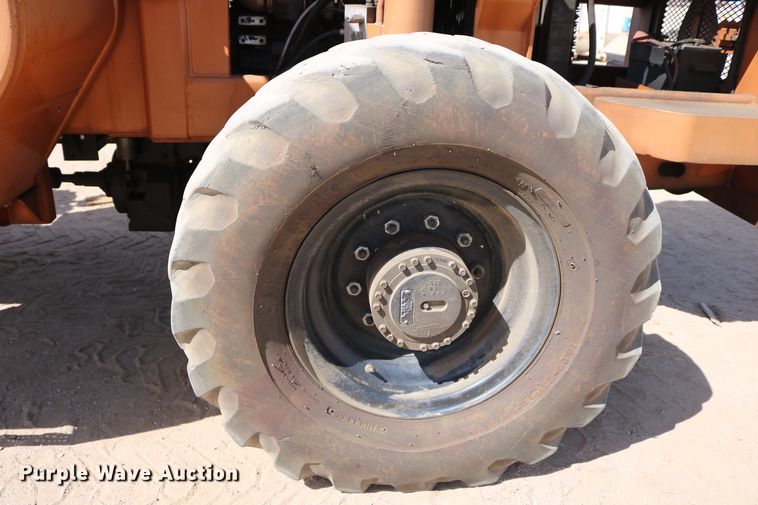 image for item DD6087 Lull 1044C-54  telehandler