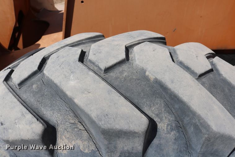 image for item DD6087 Lull 1044C-54  telehandler