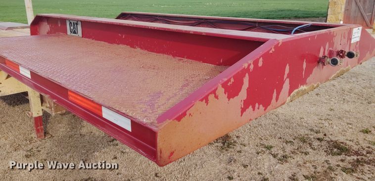 image for item DE6905 2003 Nuttall 350L equipment trailer