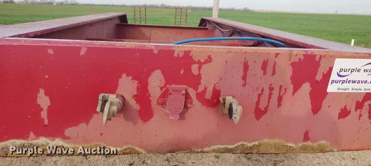 image for item DE6905 2003 Nuttall 350L equipment trailer