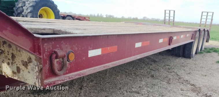 image for item DE6905 2003 Nuttall 350L equipment trailer