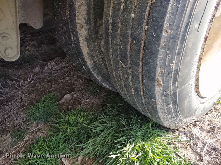 image for item DE6905 2003 Nuttall 350L equipment trailer