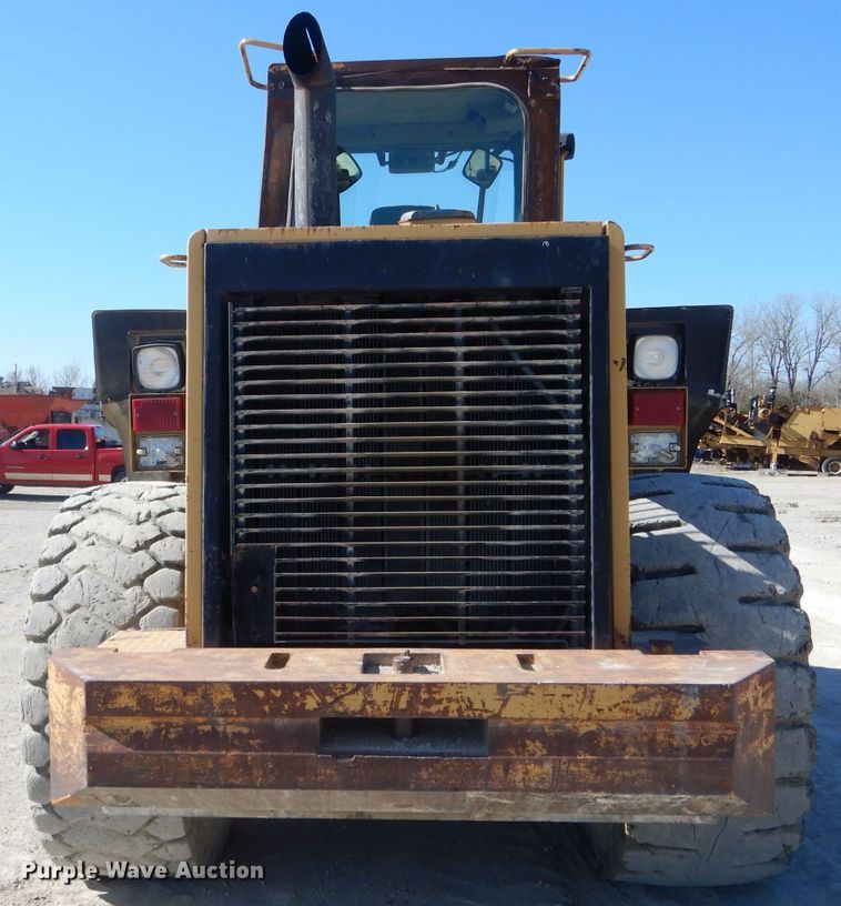 image for item DF3067 1993 Caterpillar 960F  wheel loader