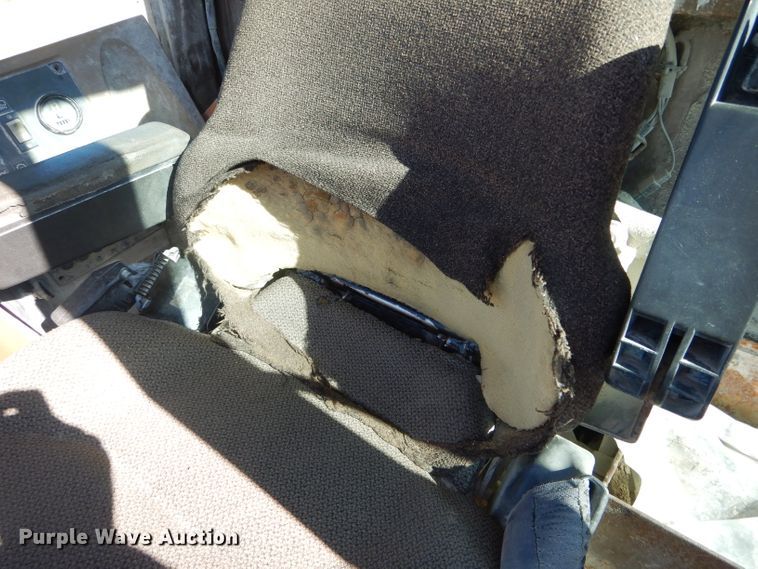 image for item DF3067 1993 Caterpillar 960F  wheel loader