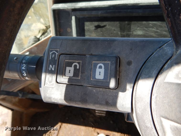 image for item DF3067 1993 Caterpillar 960F  wheel loader