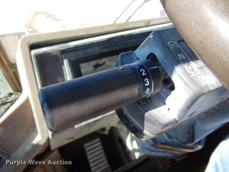 image for item DF3067 1993 Caterpillar 960F  wheel loader