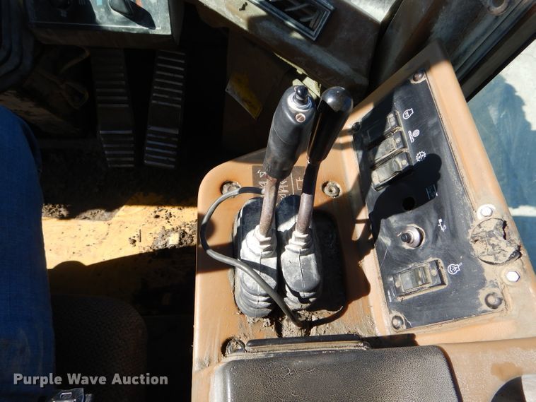 image for item DF3067 1993 Caterpillar 960F  wheel loader