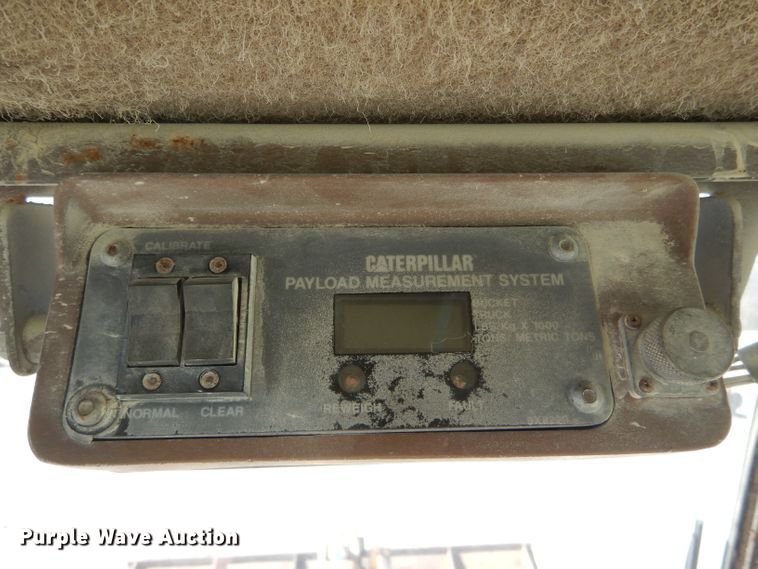 image for item DF3067 1993 Caterpillar 960F  wheel loader