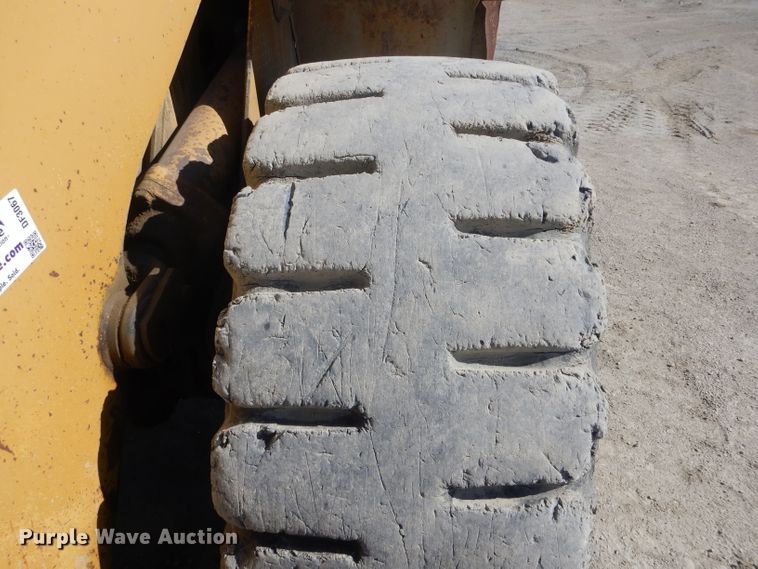 image for item DF3067 1993 Caterpillar 960F  wheel loader