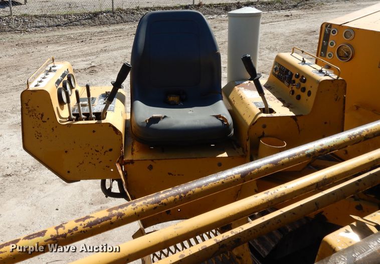 image for item DF6008 2000 Vermeer D24X40A  directional boring unit