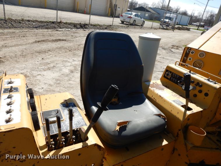 image for item DF6008 2000 Vermeer D24X40A  directional boring unit