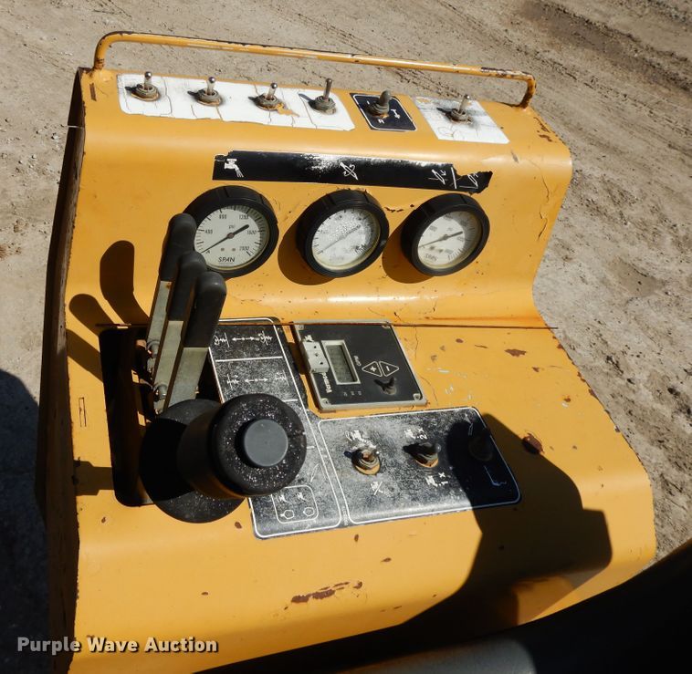 image for item DF6008 2000 Vermeer D24X40A  directional boring unit