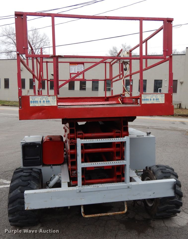 image for item DF6013 1996 Mec 33RT  scissor lift
