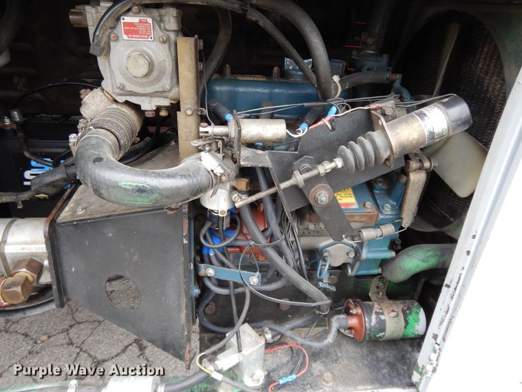 image for item DF6013 1996 Mec 33RT  scissor lift