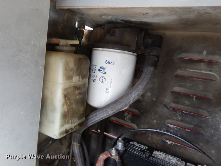 image for item DF6013 1996 Mec 33RT  scissor lift