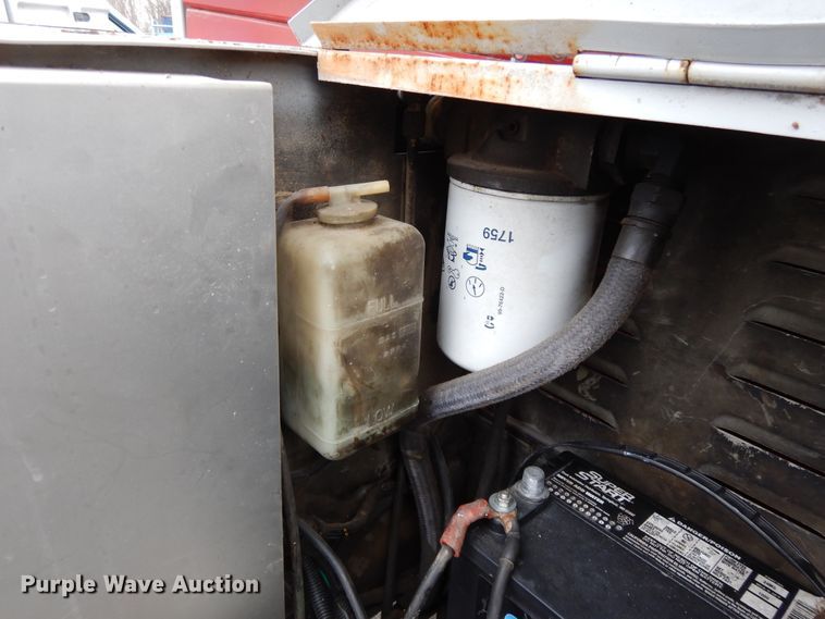 image for item DF6013 1996 Mec 33RT  scissor lift